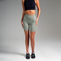 Biker Short Regular para Mujer Military Olive